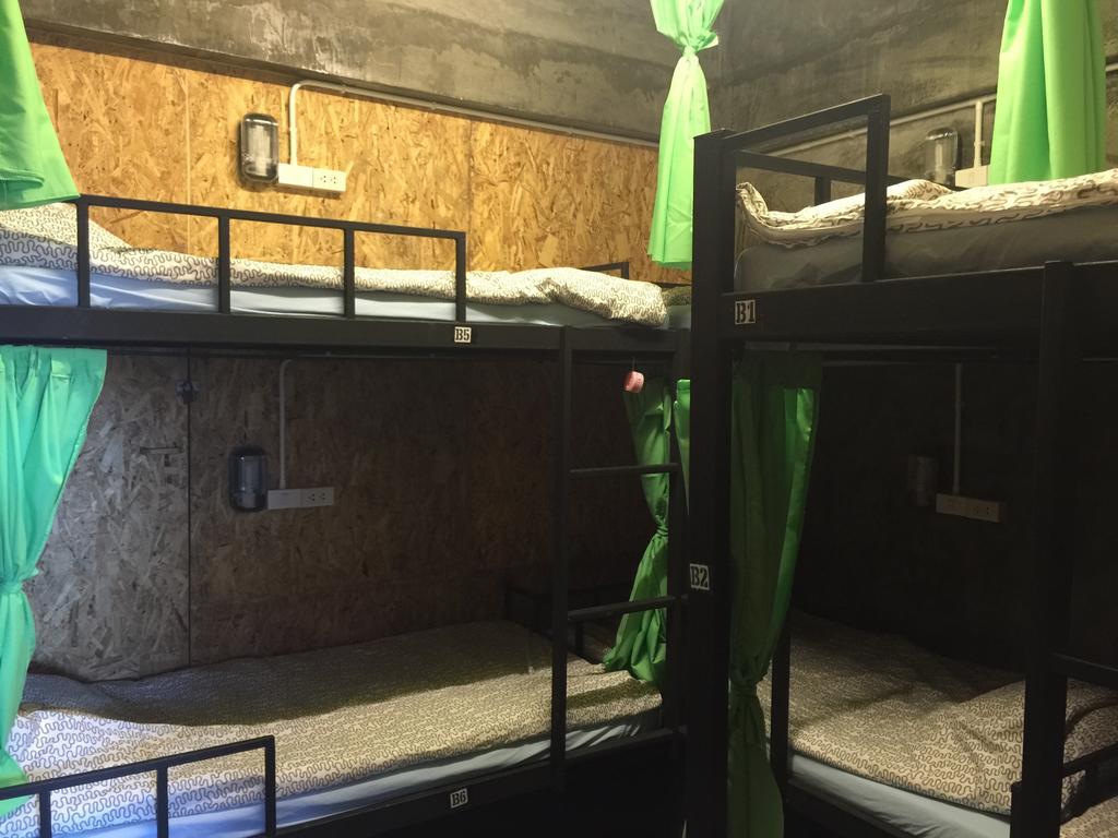 Hometown Hostel Samut Songkhram Room photo